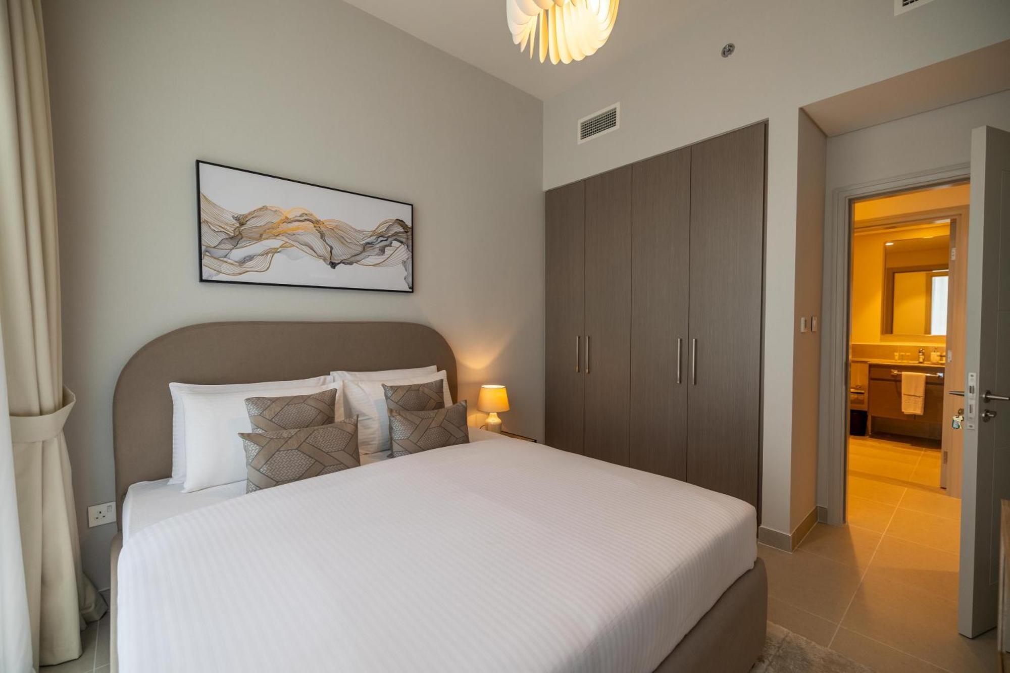 Luxury 3br Storage In Downtown Apartment *