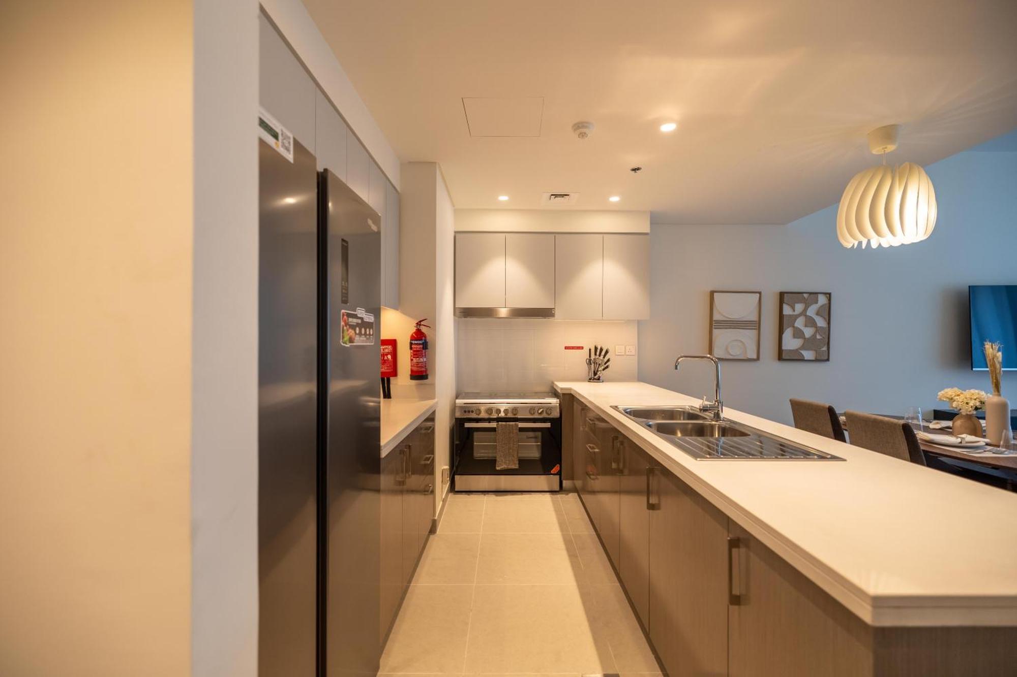 Apartment Luxury 3br Storage In Downtown *