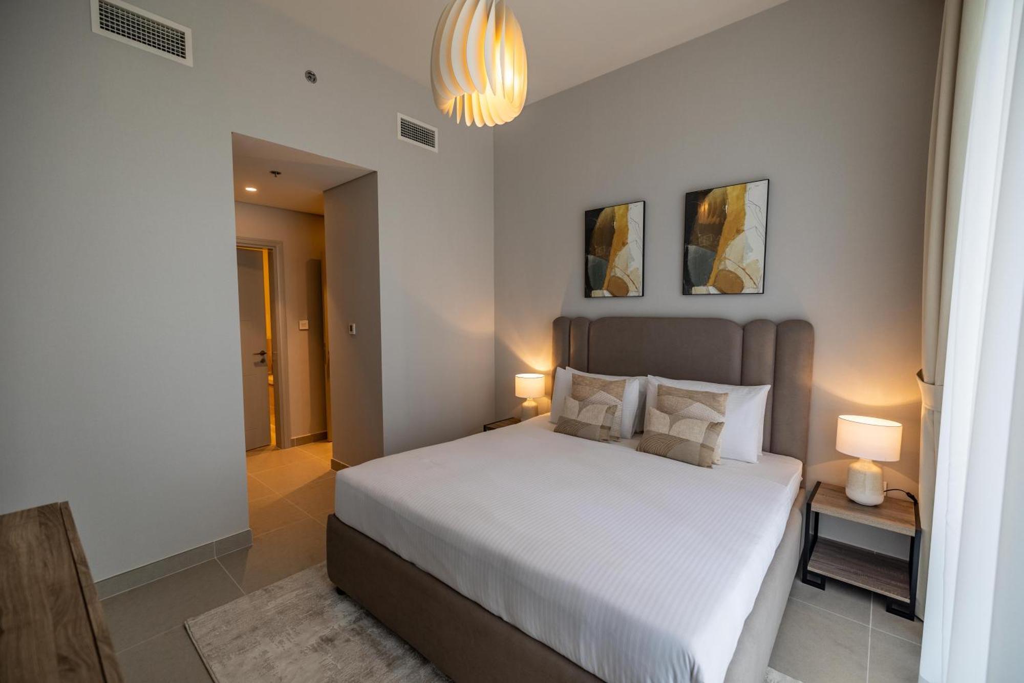 Luxury 3br Storage In Downtown Apartment Dubai