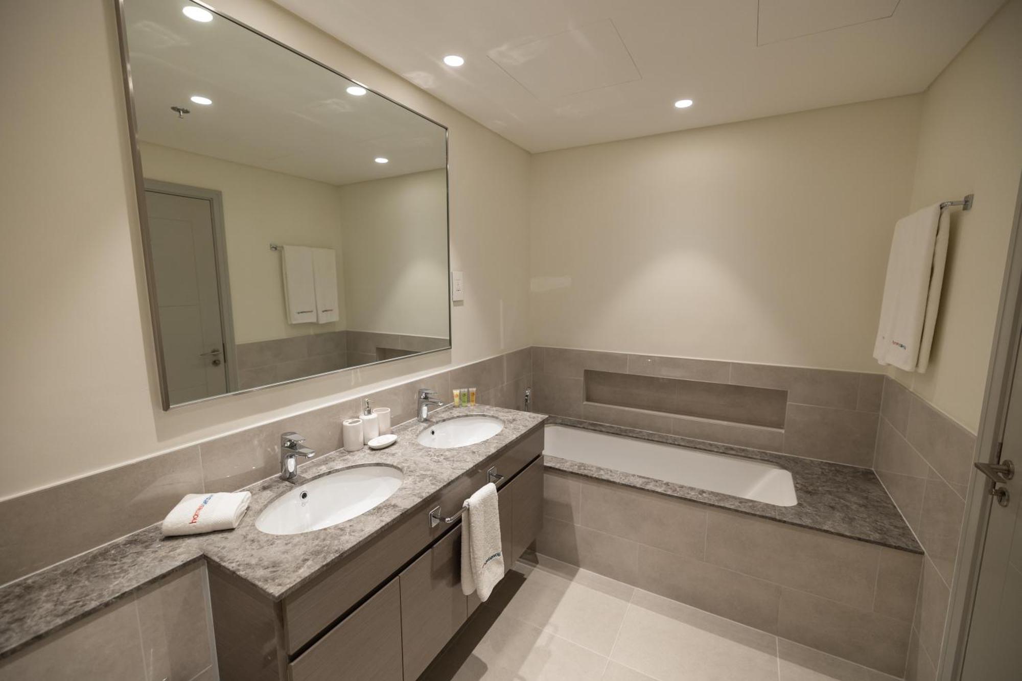 Luxury 3br Storage In Downtown Dubai